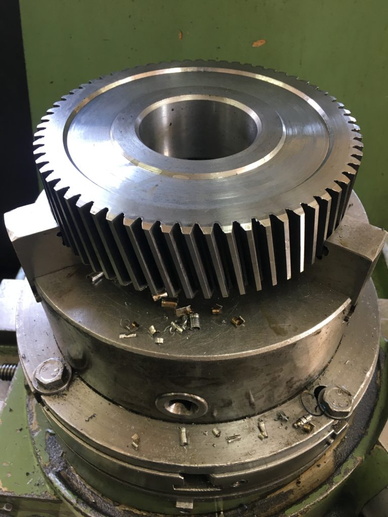 Ozubljenje na Volman fauter metal